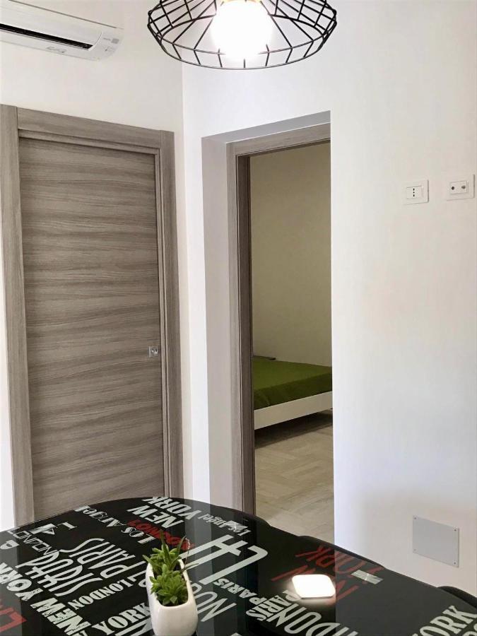 Apartament Flori Reitani Zewnętrze zdjęcie